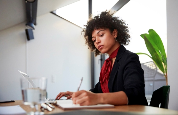 Why High-Income Women Over 40 Must Invest Time to Expand Their Financial and Wealth Building Knowledge