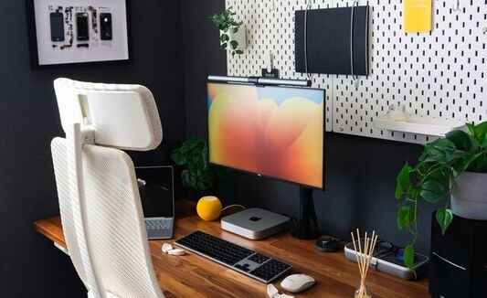 Monthly Bookkeeping Services in Ottawa: What’s Included and Why Consistency Matters