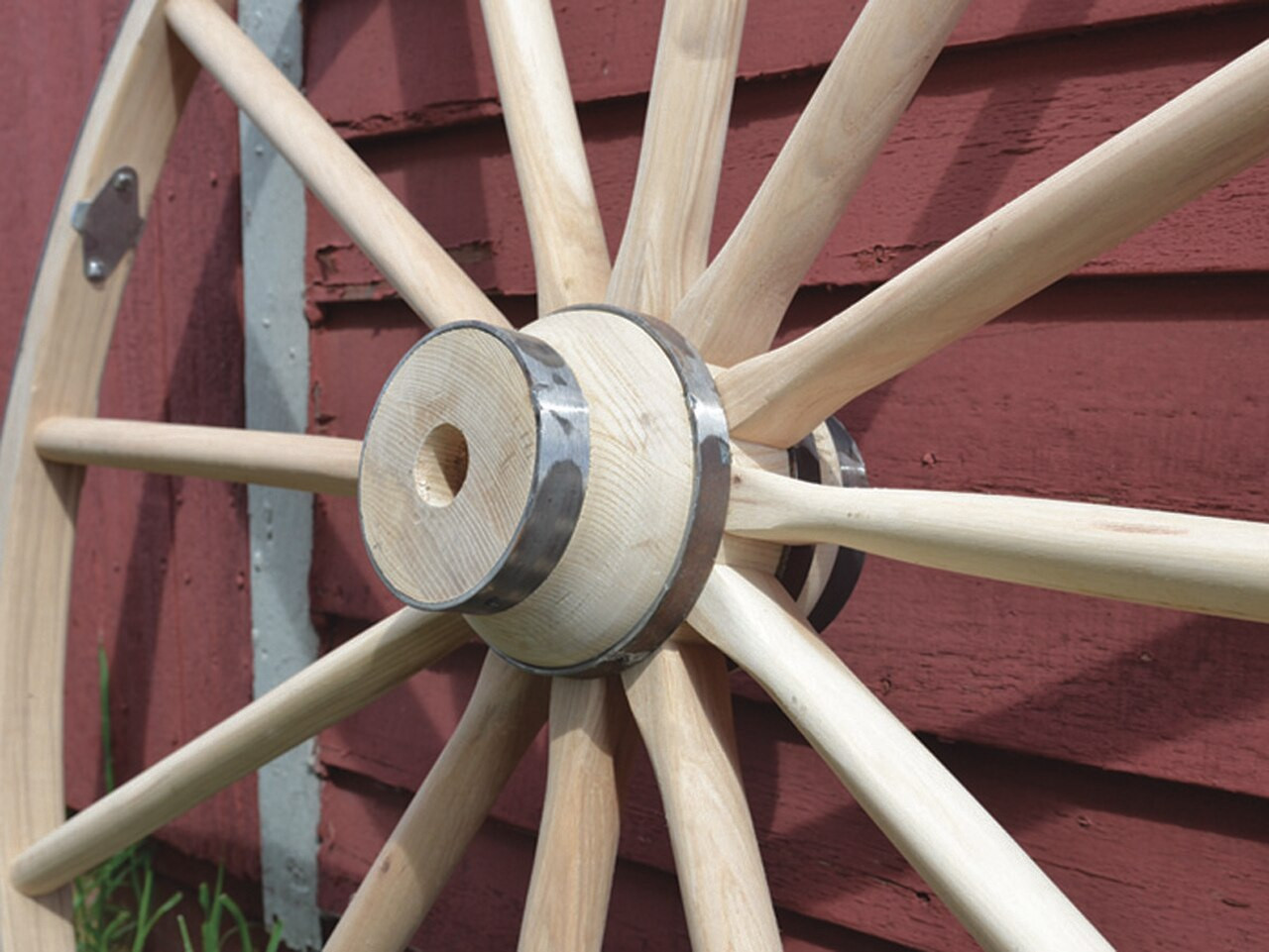 How to Choose the Right Wheel Size for Your Hayride Wagon in Gap, PA