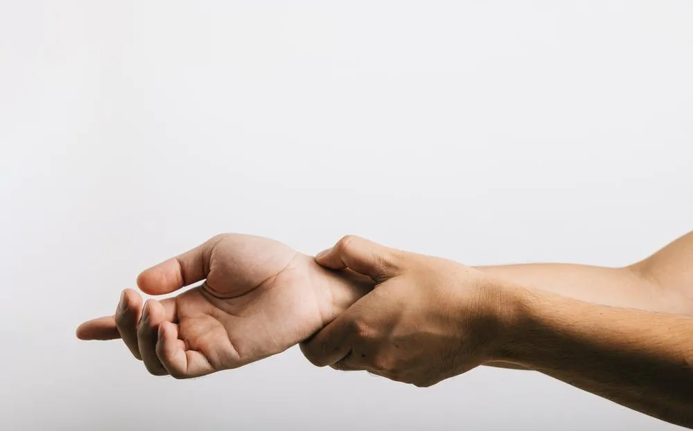 Why Boxers Get Wrist Pain—and How to Avoid It