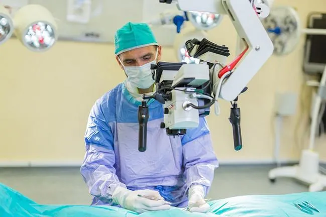 المسح المجهري.. تقنية متطورة قد تحقق الإنجاب! - الدكتور صالح بن صالح