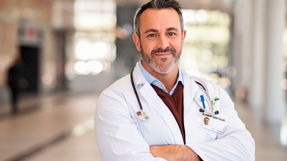 Médicos com empresa própria: como aplicar a regra do teto do INSS