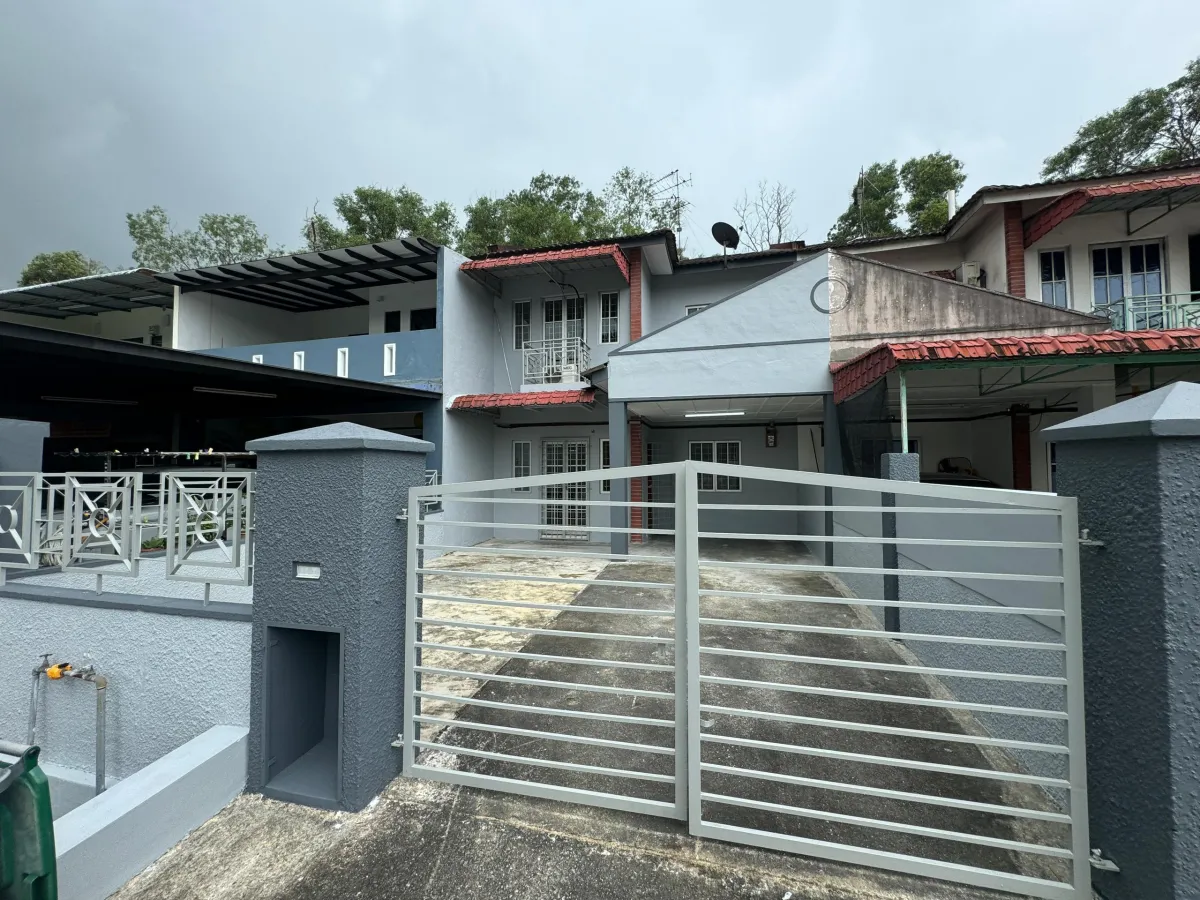 Taman Sri Putri @ Skudai Double Storey Terrace 3 Bedrooms 3 Bathrooms RM1500/MO