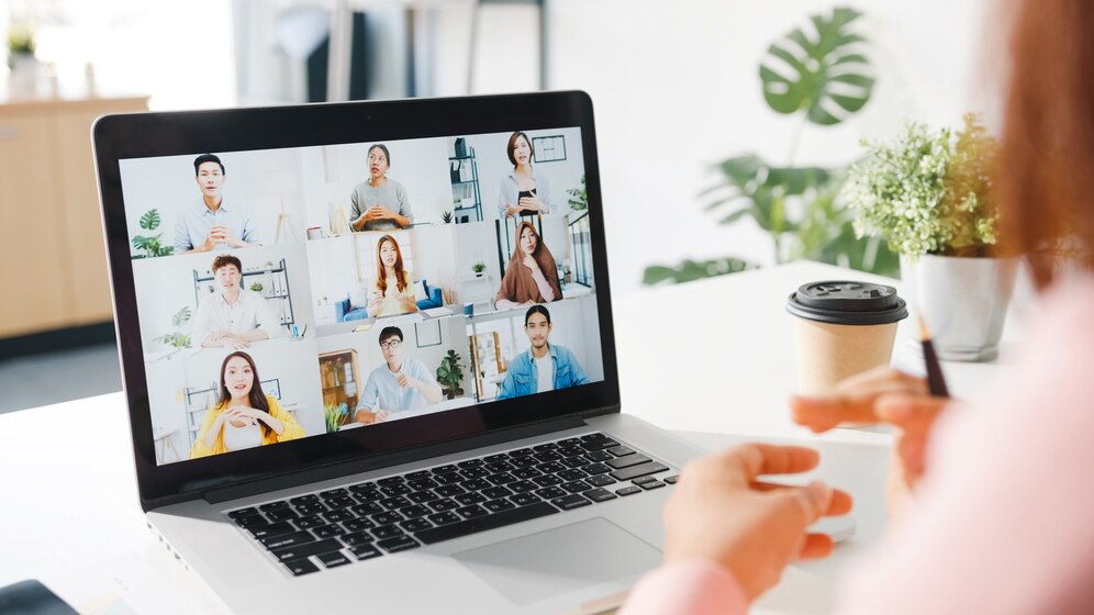 How to Streamline Your Recruiting Process as a Remote Company?