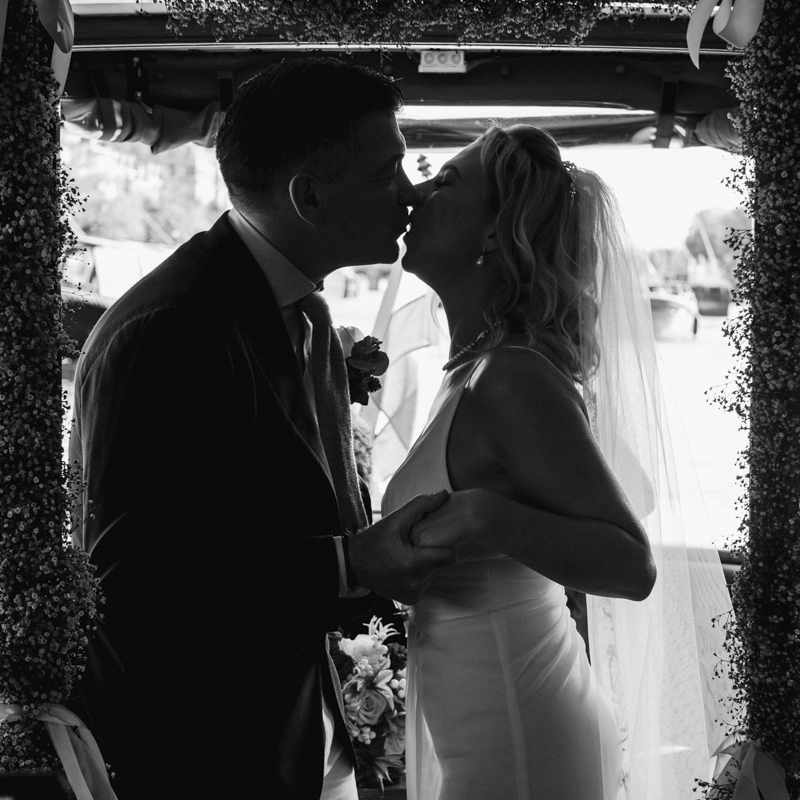 Kiss the bride by Wen's Wedding Shoots