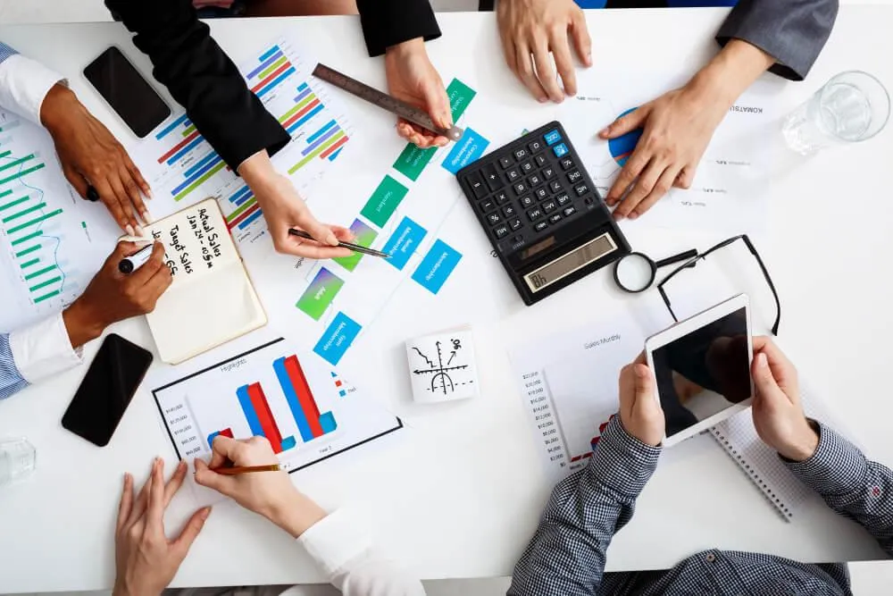 The Difference between Bookkeeping and Accounting
