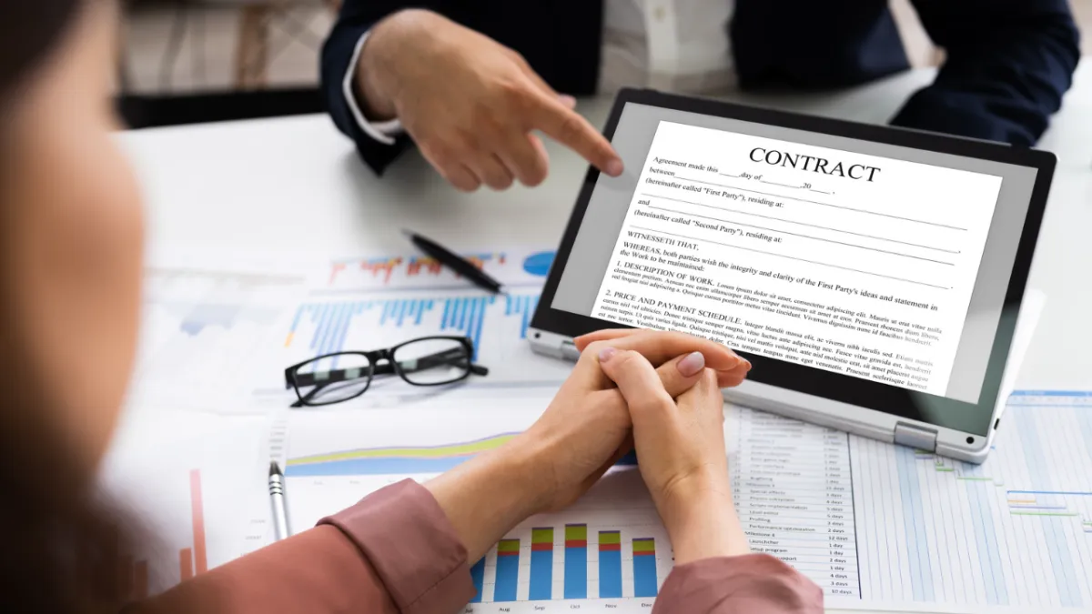 Fractional CLO Services: Grow Business and Comply with Laws