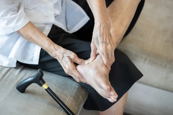 Foot Pain and Ageing: What to Expect and How to Stay Comfortable on Your Feet