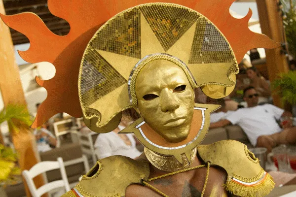 Música y danza en Wala Beach Club: la herencia cultural de Cartagena