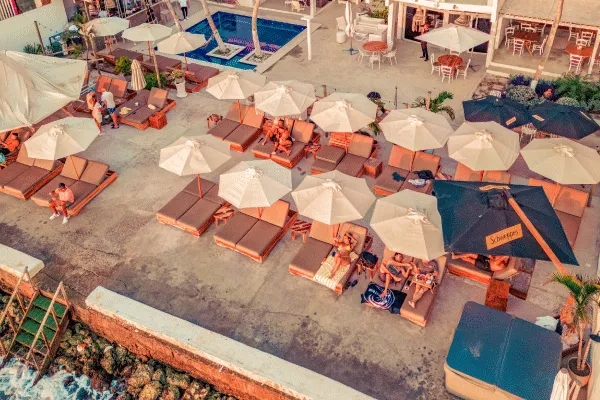  Wala Beach Club: conexión entre la ciudad y el mar en Cartagena