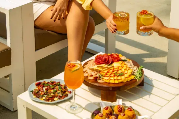 Wala Pass: la mejor forma de disfrutar un beach club en Cartagena