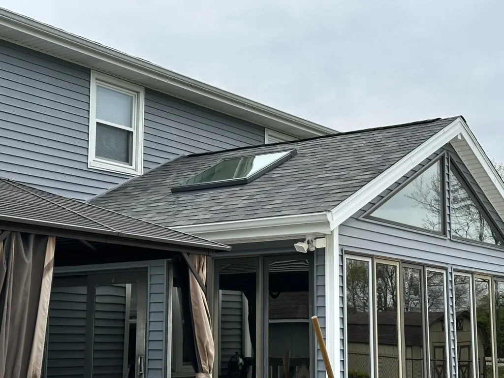 How Does Innovative Roofing Improve Energy Efficiency?