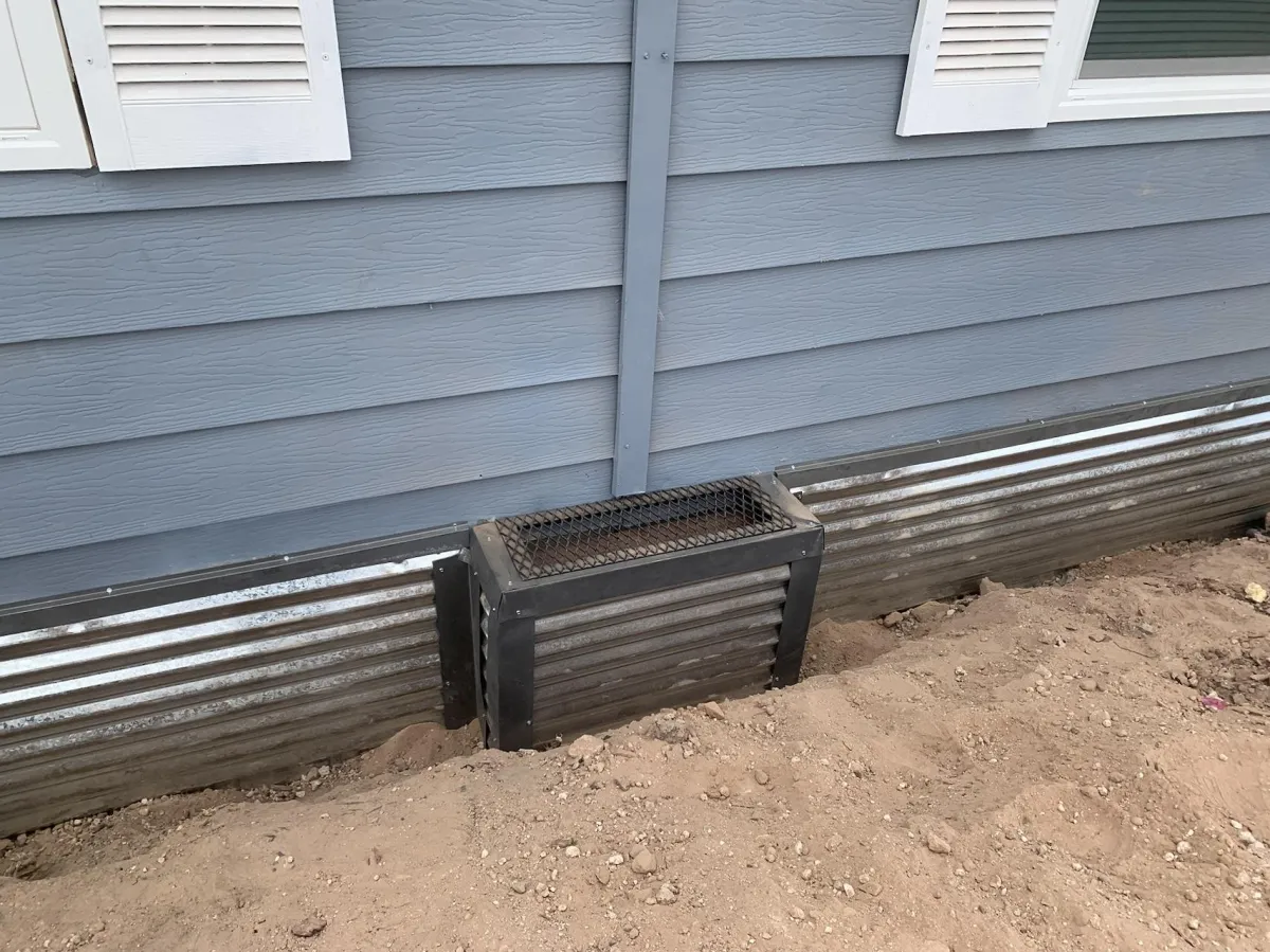 Metal Skirting