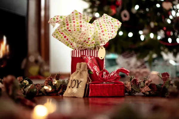 Holiday Marketing Made Easy: How to Fill Your Calendar Before November