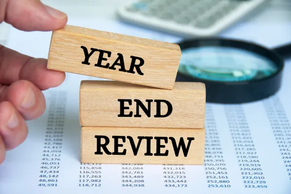 Year-End Review: How Solo Estheticians Can Plan for 2026