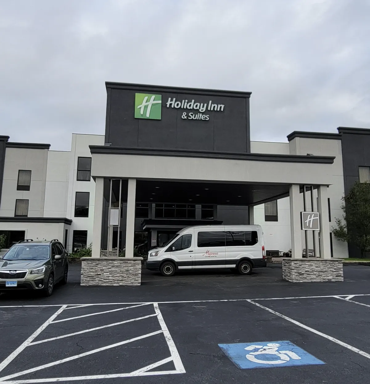 professioonal commercial pressure washing