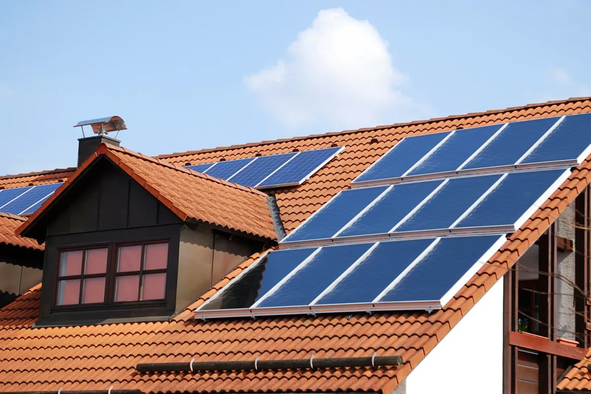 Natural Factors that Affect Solar in Manchester