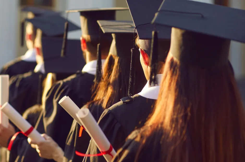 Understanding College Financial Award Letters Before They Arrive