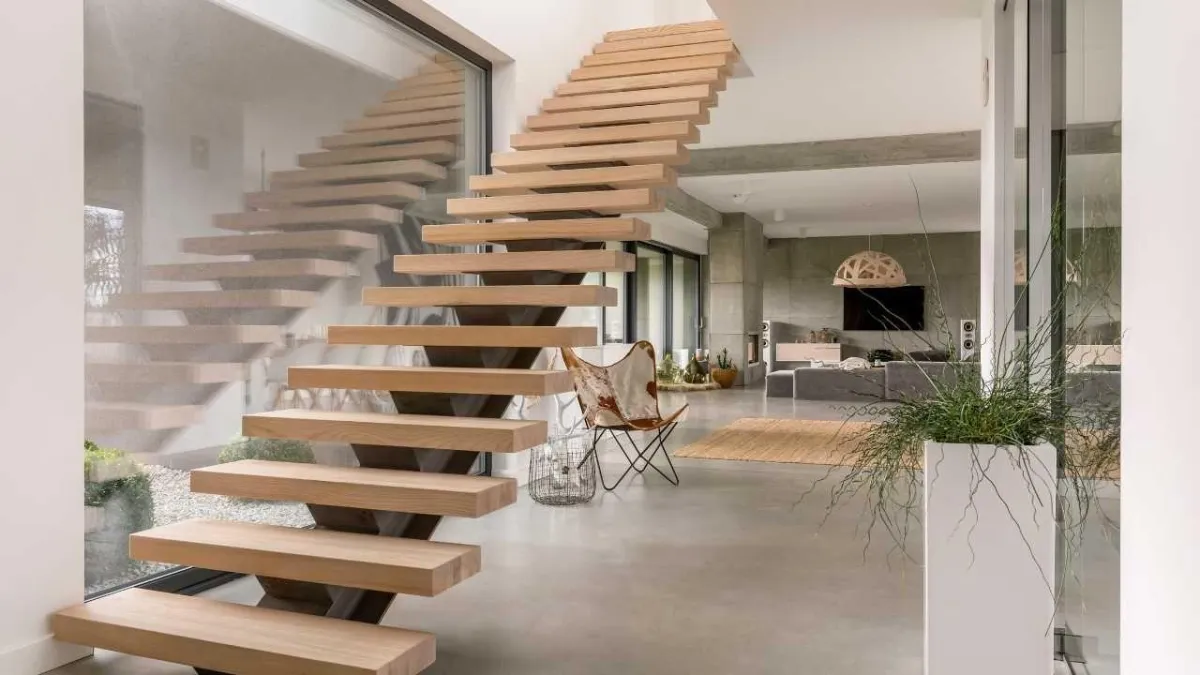 Benefits of Hiring a Professional Stair Contractor