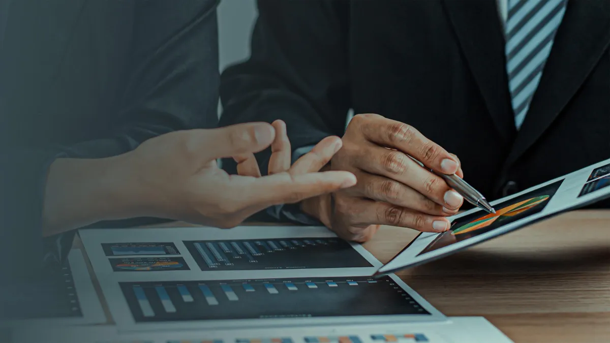 Building Wealth Through Real Estate Investing: Long-Term vs. Short-Term Strategies