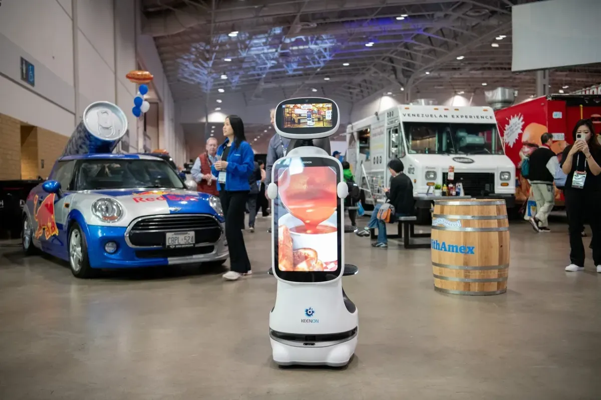 Revolutionizing the Dining Experience with the MediaBot Pro