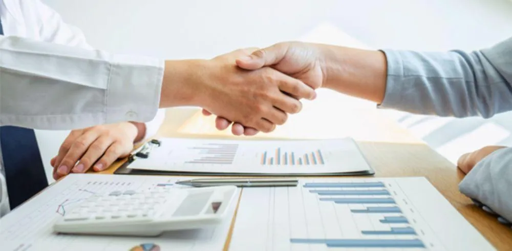 How to Onboard Clients Without Dropping the Ball (Or Losing Your Mind)