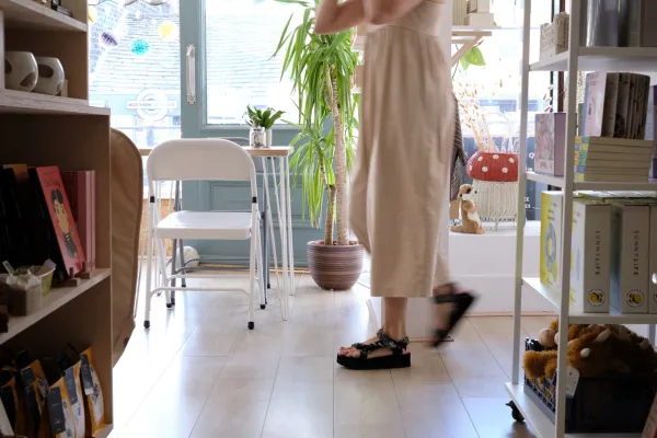 lady in shop walking