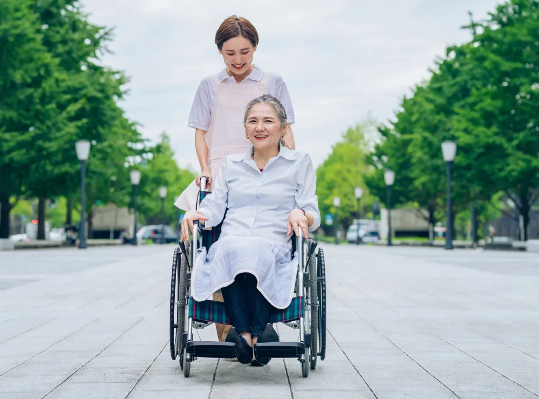 Elderly Parent Care: Navigating the Challenges