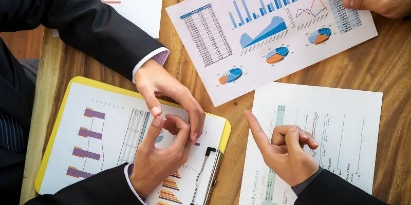 How to Choose Financial Consulting Services That Align With Your Goals