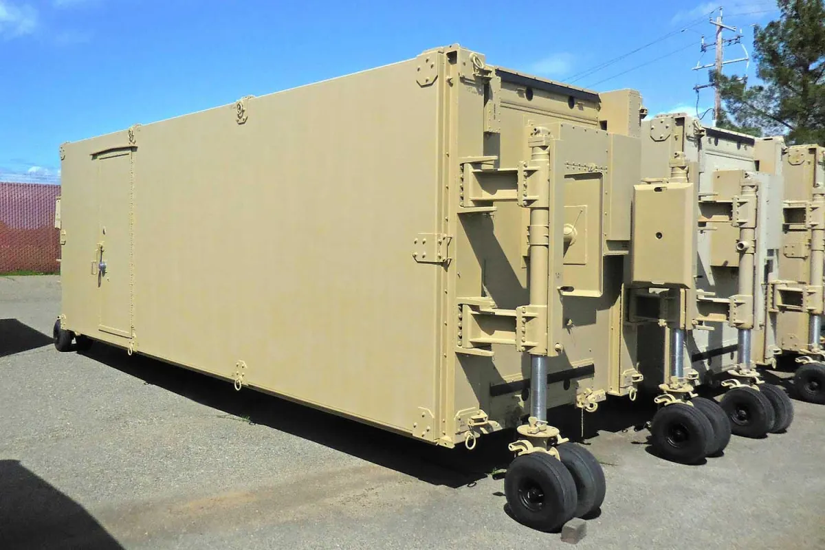 HF protective, mobile operation shelters