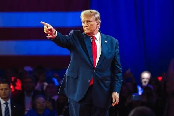 President Donald Trump Wins AZ