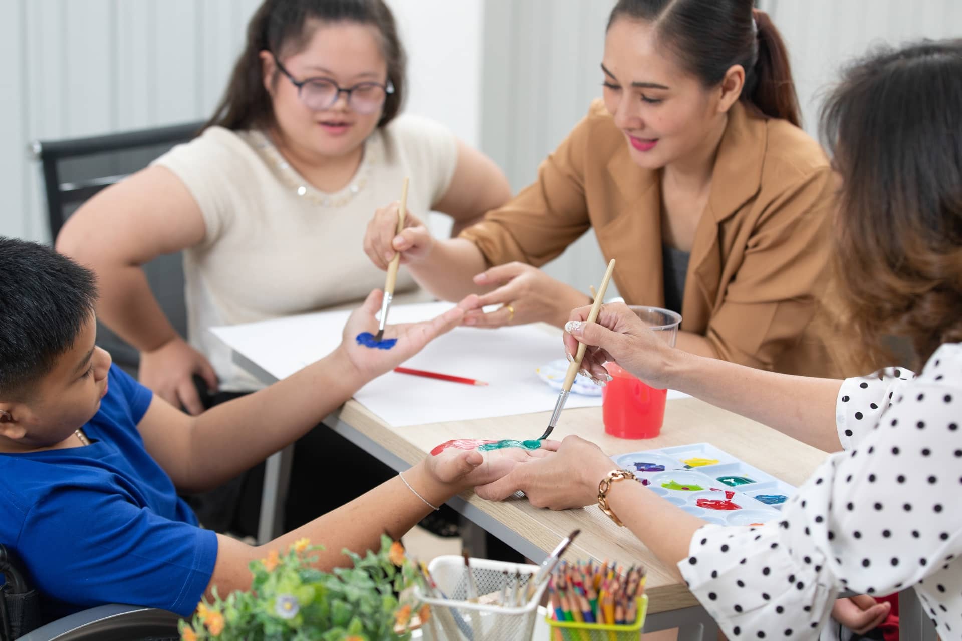 A new study reviews the effectiveness of Environmental Enrichment as a therapy for neurological disorders