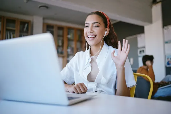 Ultimate Guide: Best Webinar Hosting Platforms for Entrepreneurs