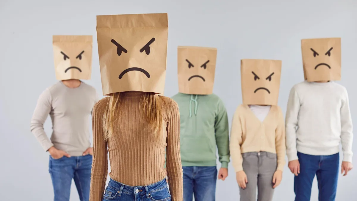 Cuando decir “el cliente es lo primero” destruye tu equipo por detrás