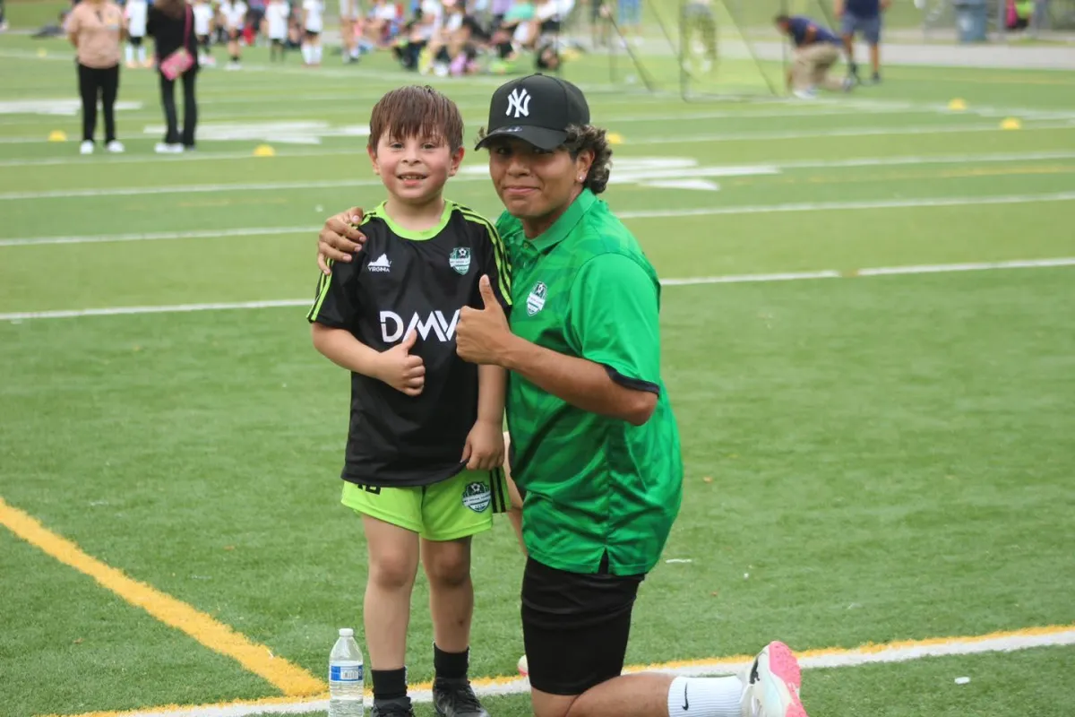 DMV soccer coach U8