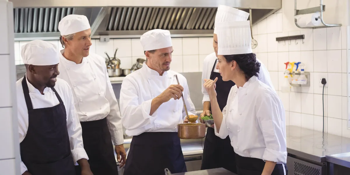 Cuisine Commerciale vs Cuisine Traditionnelle : Les Économies Révélées