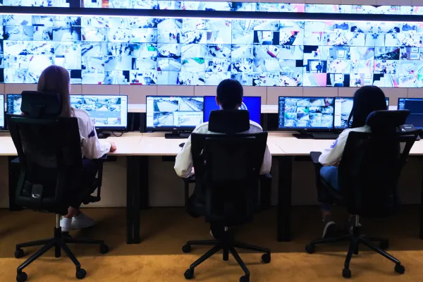 Security Monitoring: Enhancing Physical Protection Through Real-Time Insights