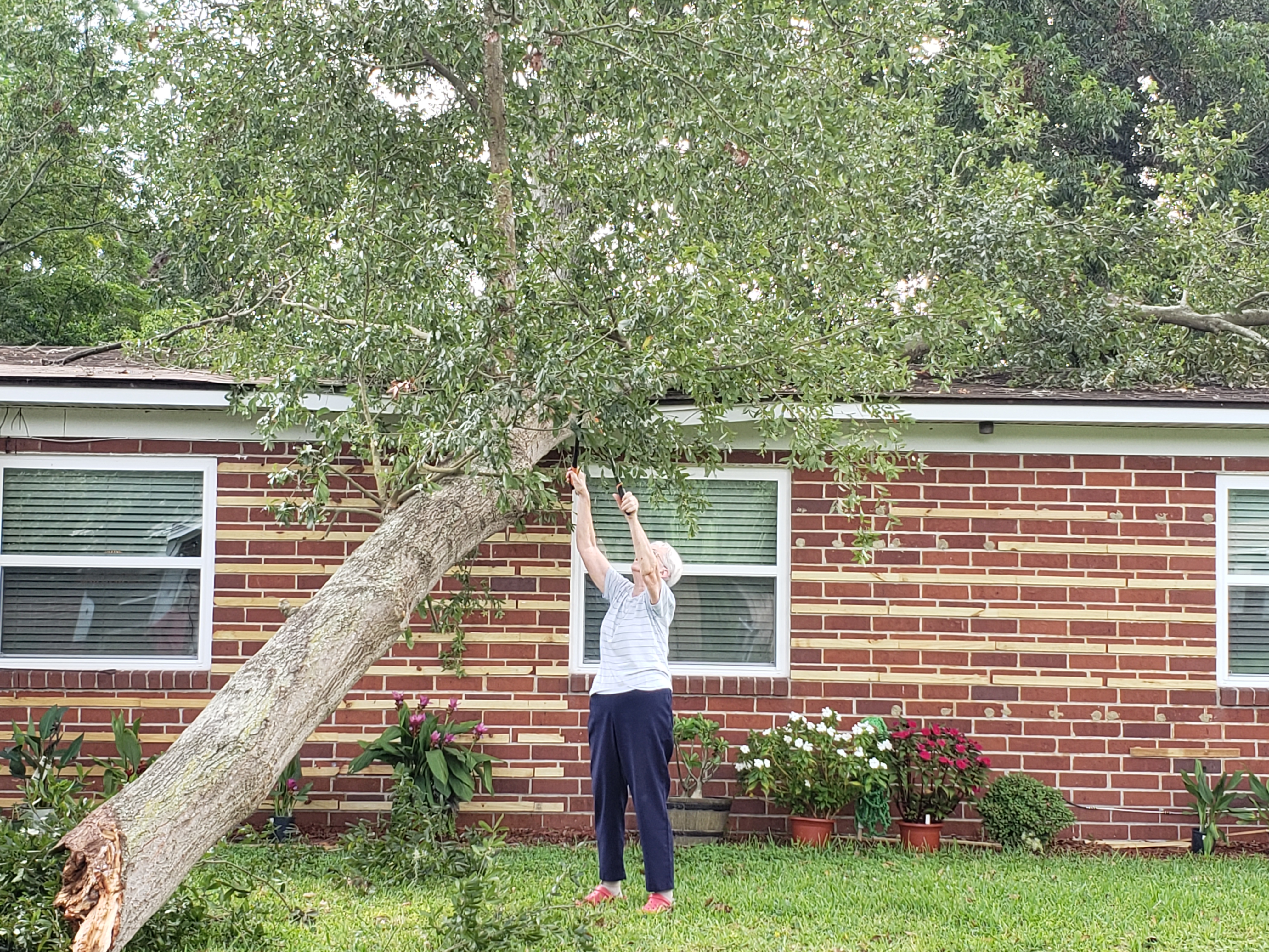 storm damage roof repair company