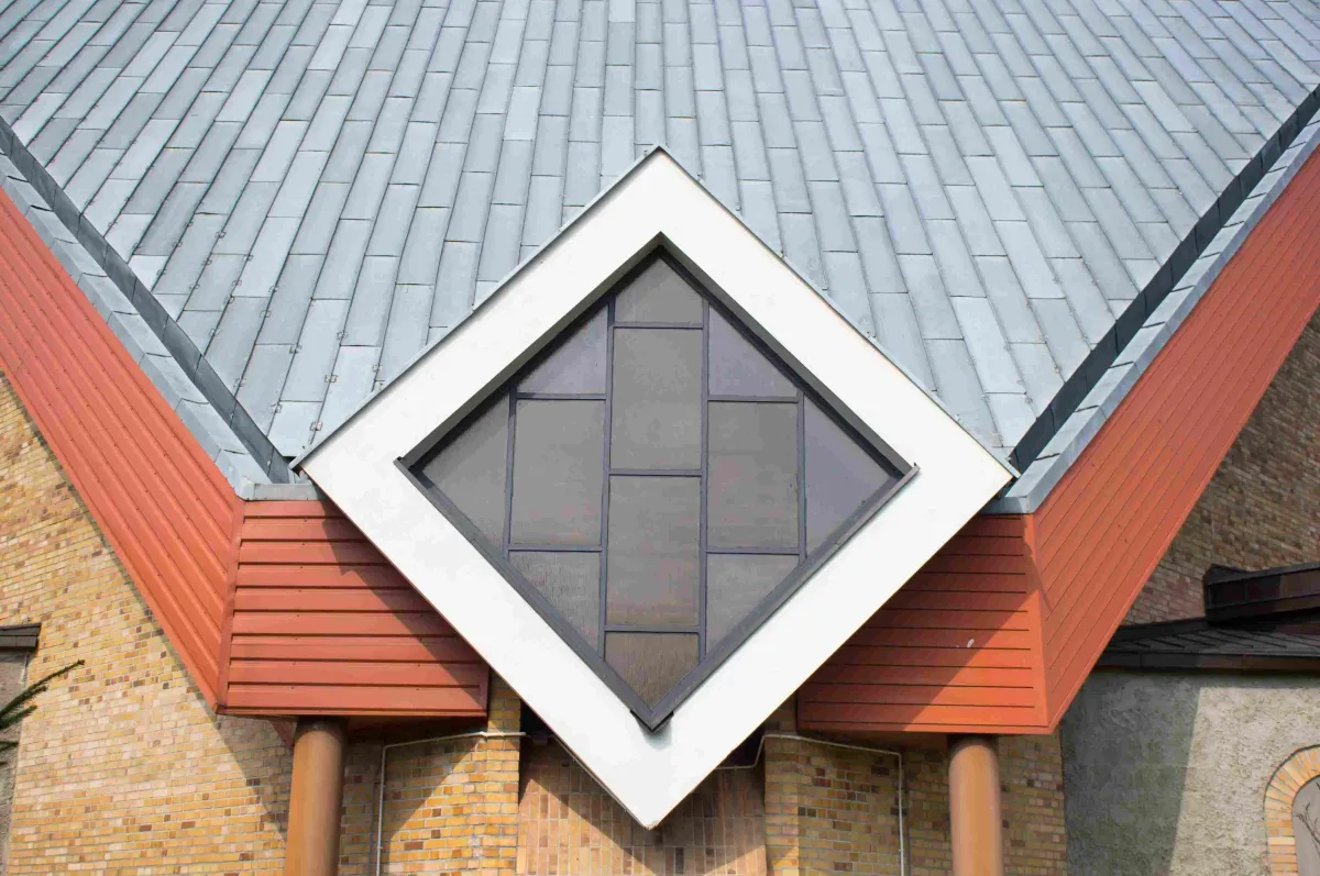 how to choose a good commercial roofing contractor
