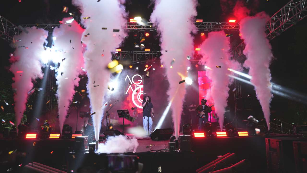 Skip the Parking Nightmare: Take a Party Bus to the Concert Instead