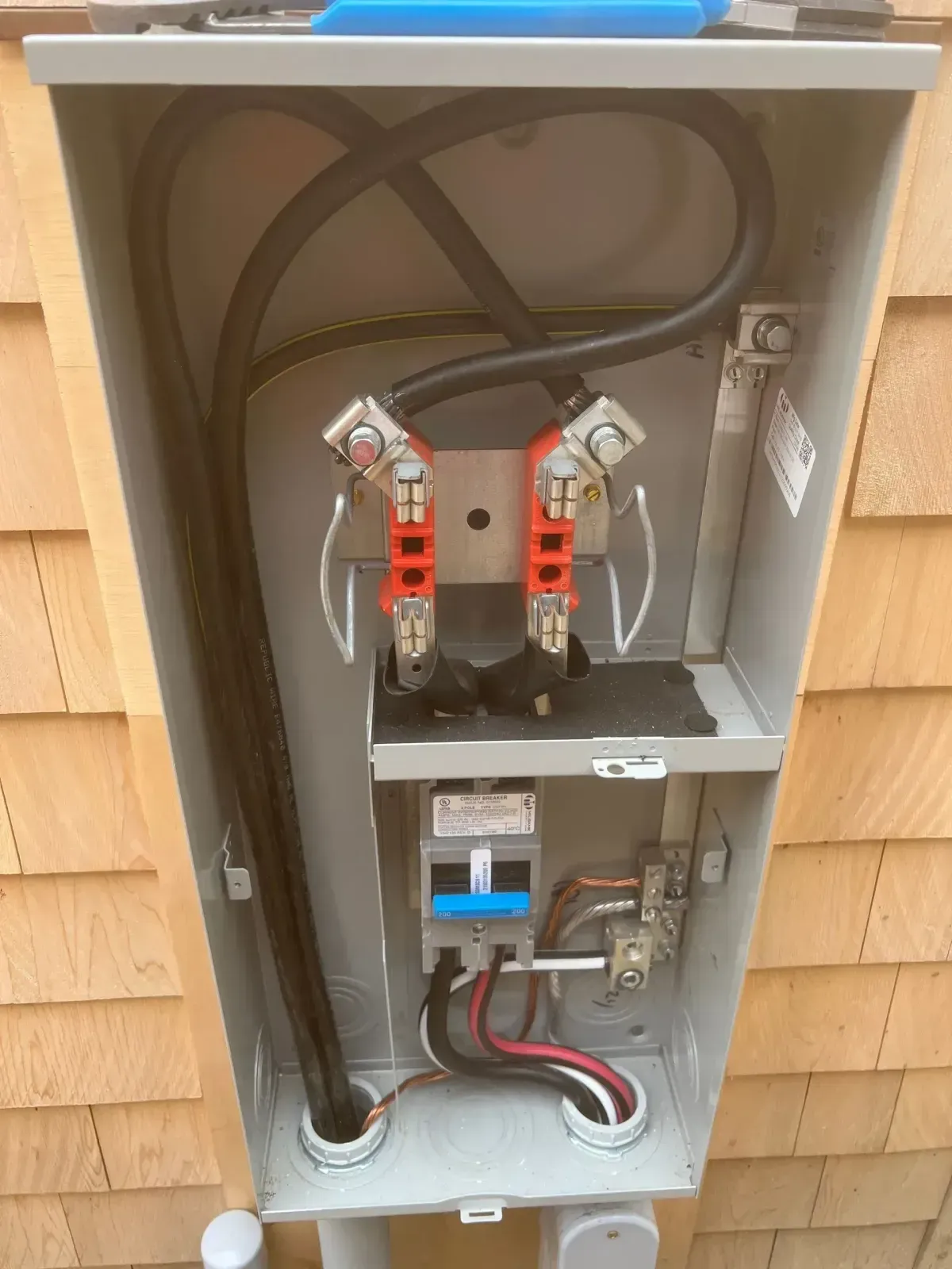 Ensure Your Plumber’s Credentials: 10 Essential Tips