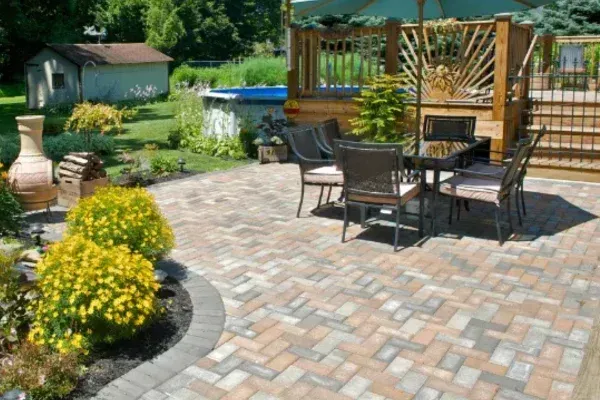 Best Time to Pressure Wash Your Zionsville, IN Home | Nice Cans