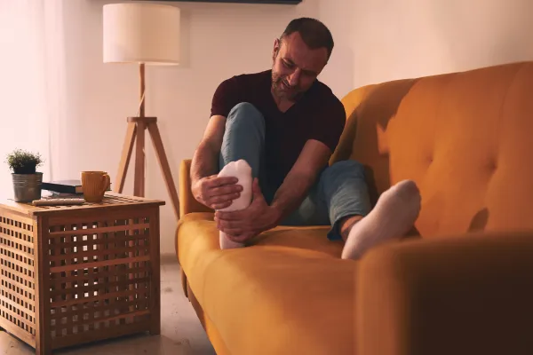 Are Your Foot Muscles Weak? Signs You Shouldn’t Ignore
