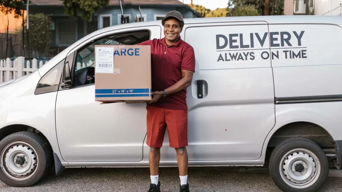 Best Car Wrap Designs for Uber and Delivery Vehicles
