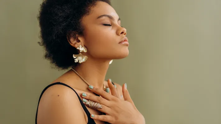 a woman unlocking the benefits of hypnotherapy
