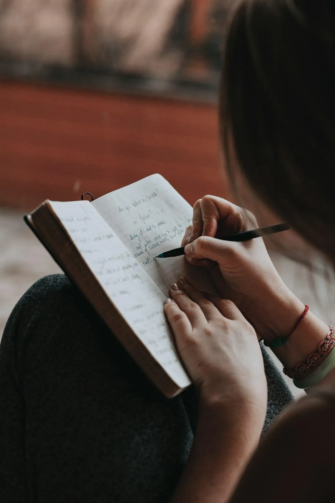 Mind-Body Connection: How to Tune In and Listen to Your Body’s Wisdom 🌿✨