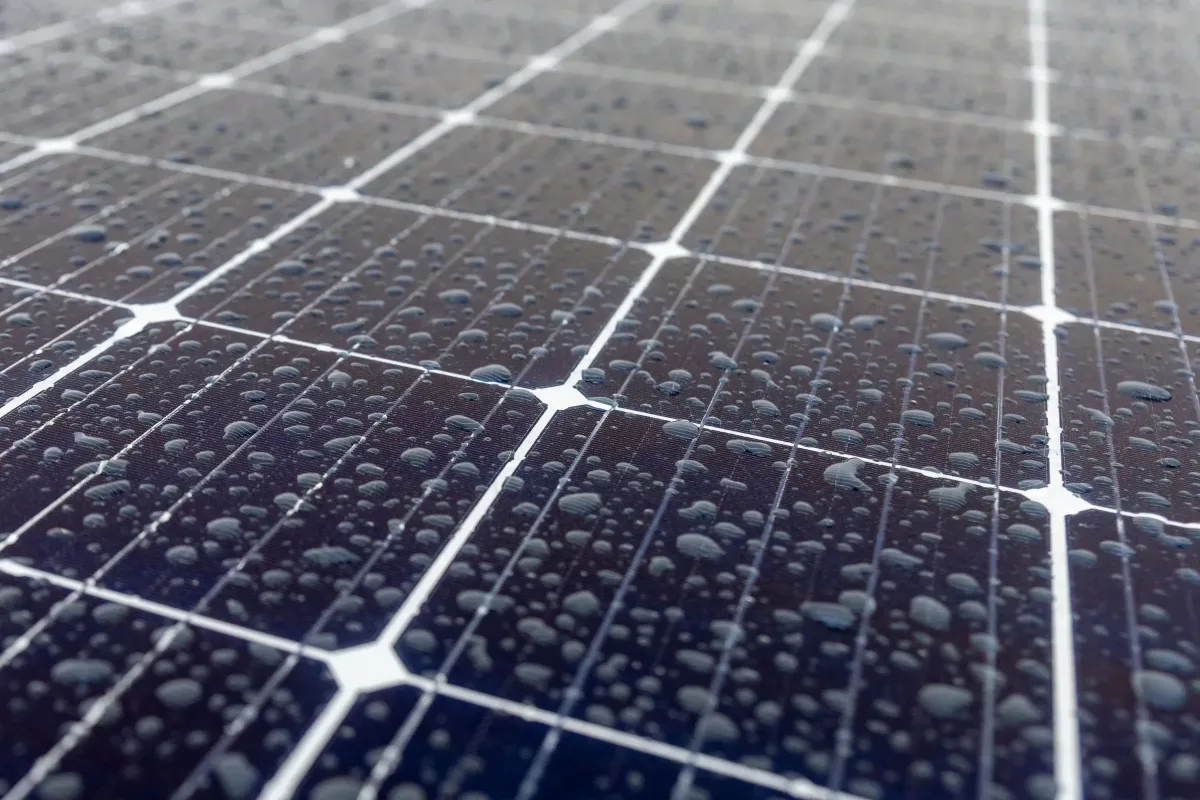 Do Solar Panels Work in the Rain? – Edinburgh 2025