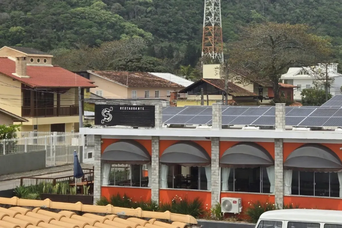 Can Solar Panels Work for My Edinburgh Restaurant?