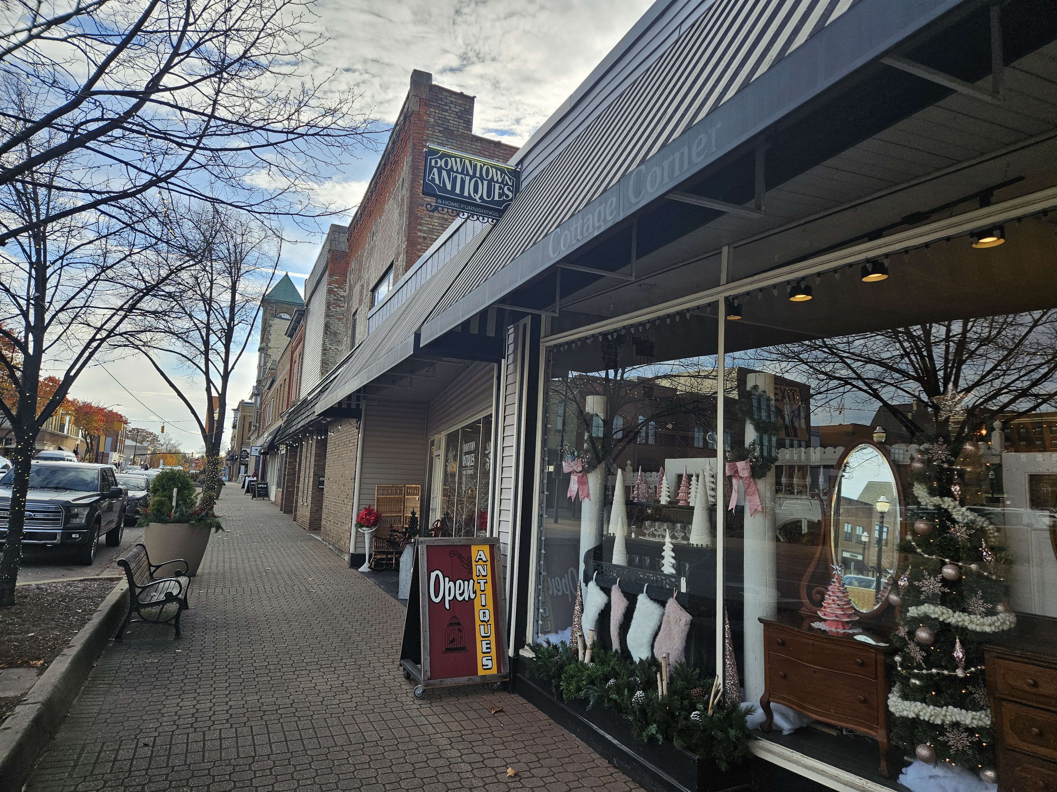 Downtown Antiques