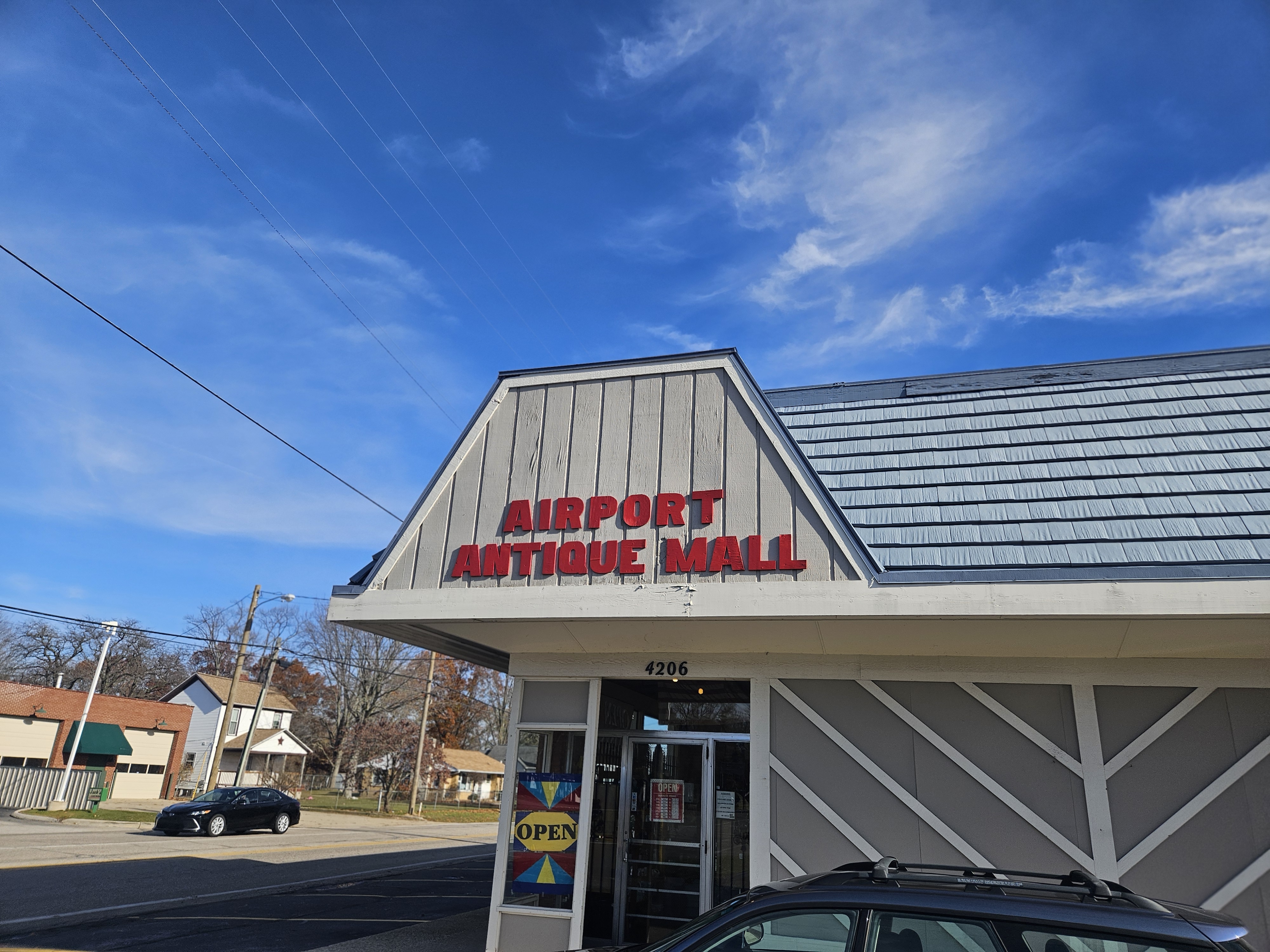 Airport Antique Mall